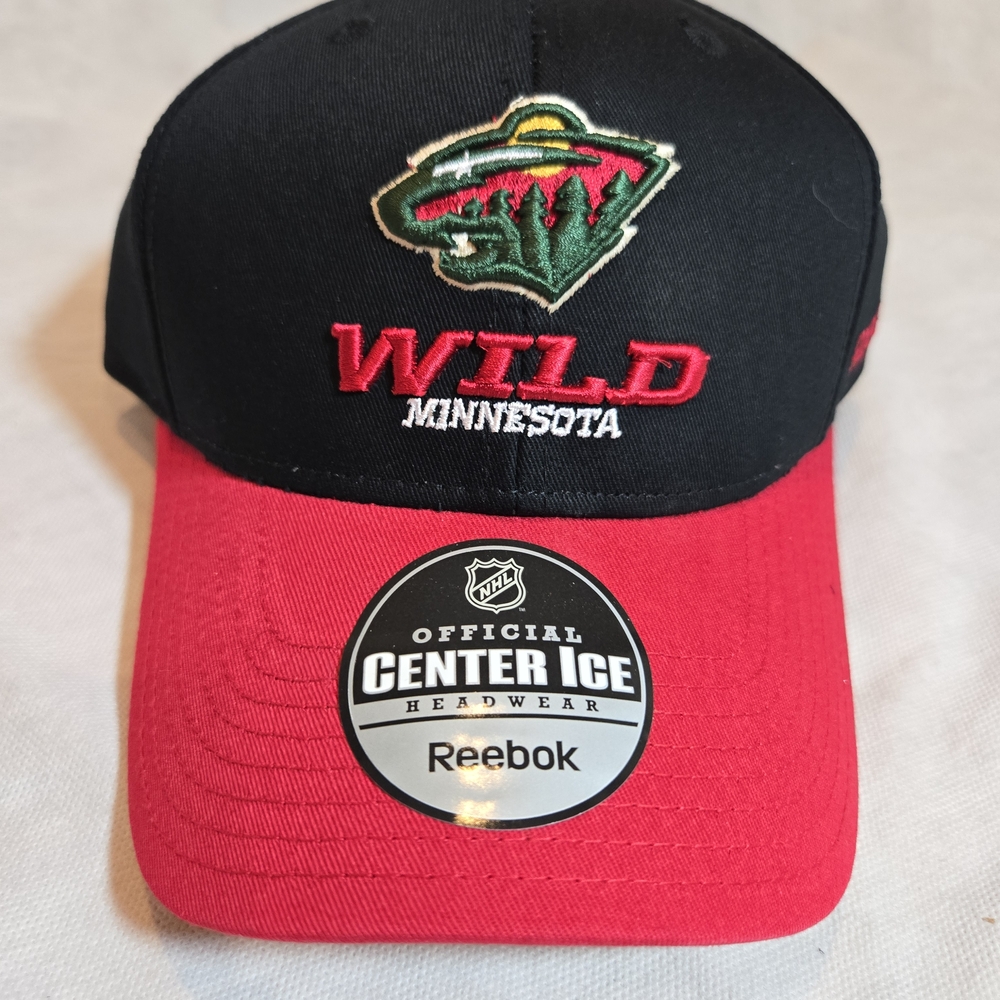 Reebok Black & Red Wild Cap Adjustable Strapback Structured Hat Center Ice